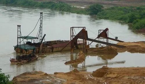 杜絕非法采砂，機(jī)制砂生產(chǎn)才是長久之道！