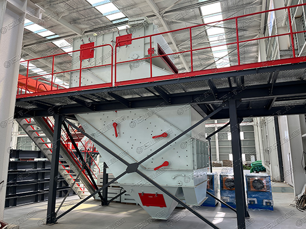 高頻篩，細(xì)物料篩分專家，效率高還不堵孔