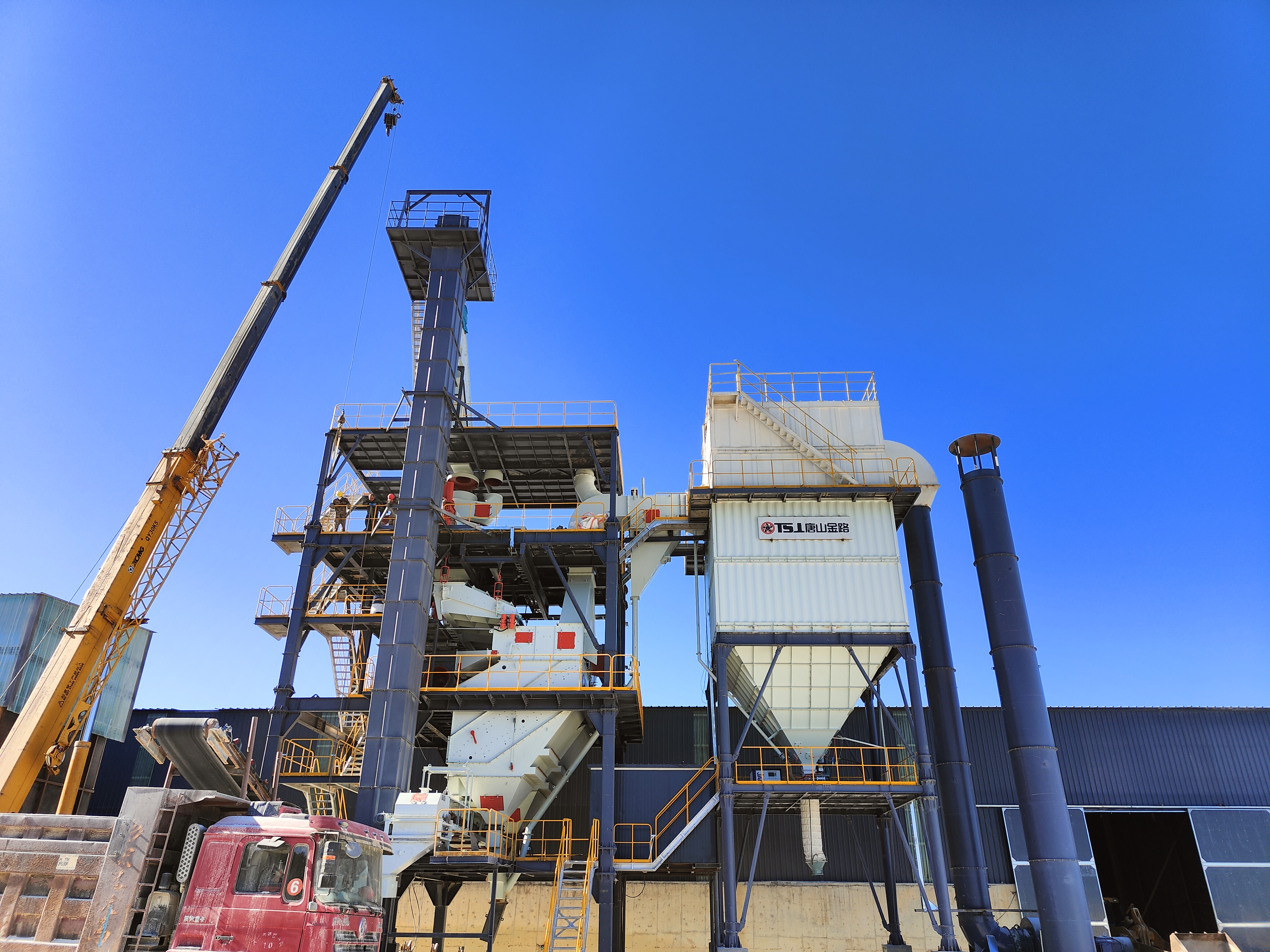干法制砂樓：機制砂配比可調(diào)、含粉率可控，實現(xiàn)全年穩(wěn)定生產(chǎn)的核心利器